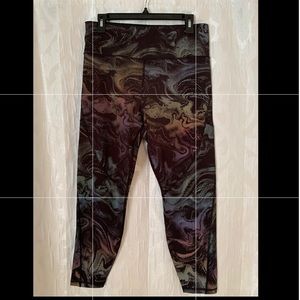 Athleta Lightning Reflective 7/8 Leggings